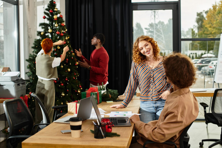 8 Small Business Tax Tips for the Holiday Season